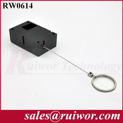 RW0614 Retractable Lanyard with ratchet stop function